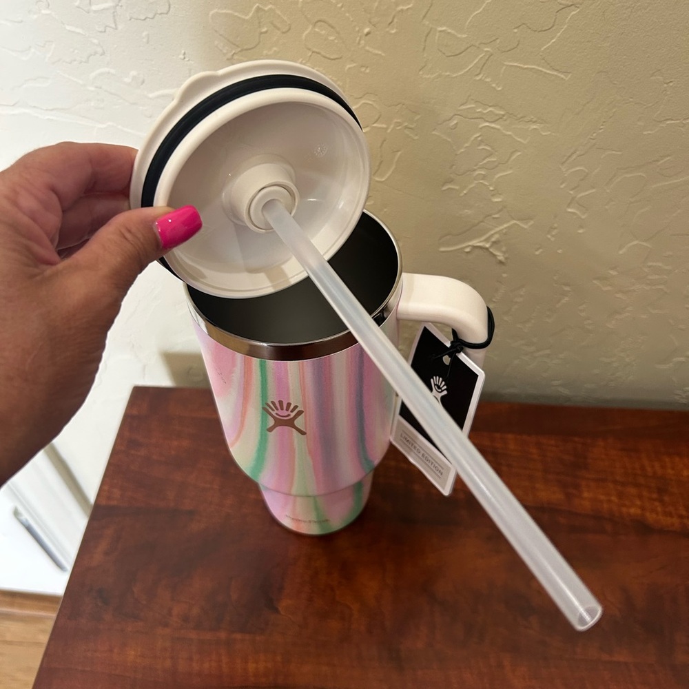 Hydro Flask Pastel Swirl Tumbler 32oz with Straw NWT - Picture 4 of 6